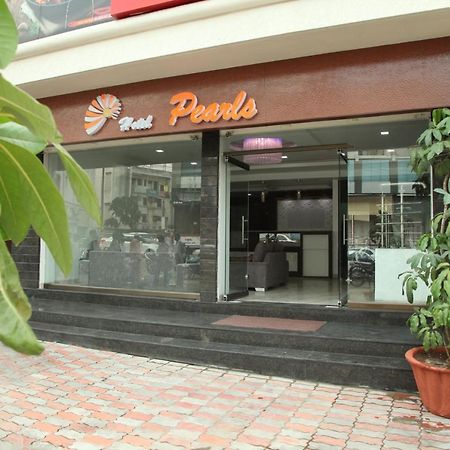Hotel Pearls Aurangabad  Buitenkant foto